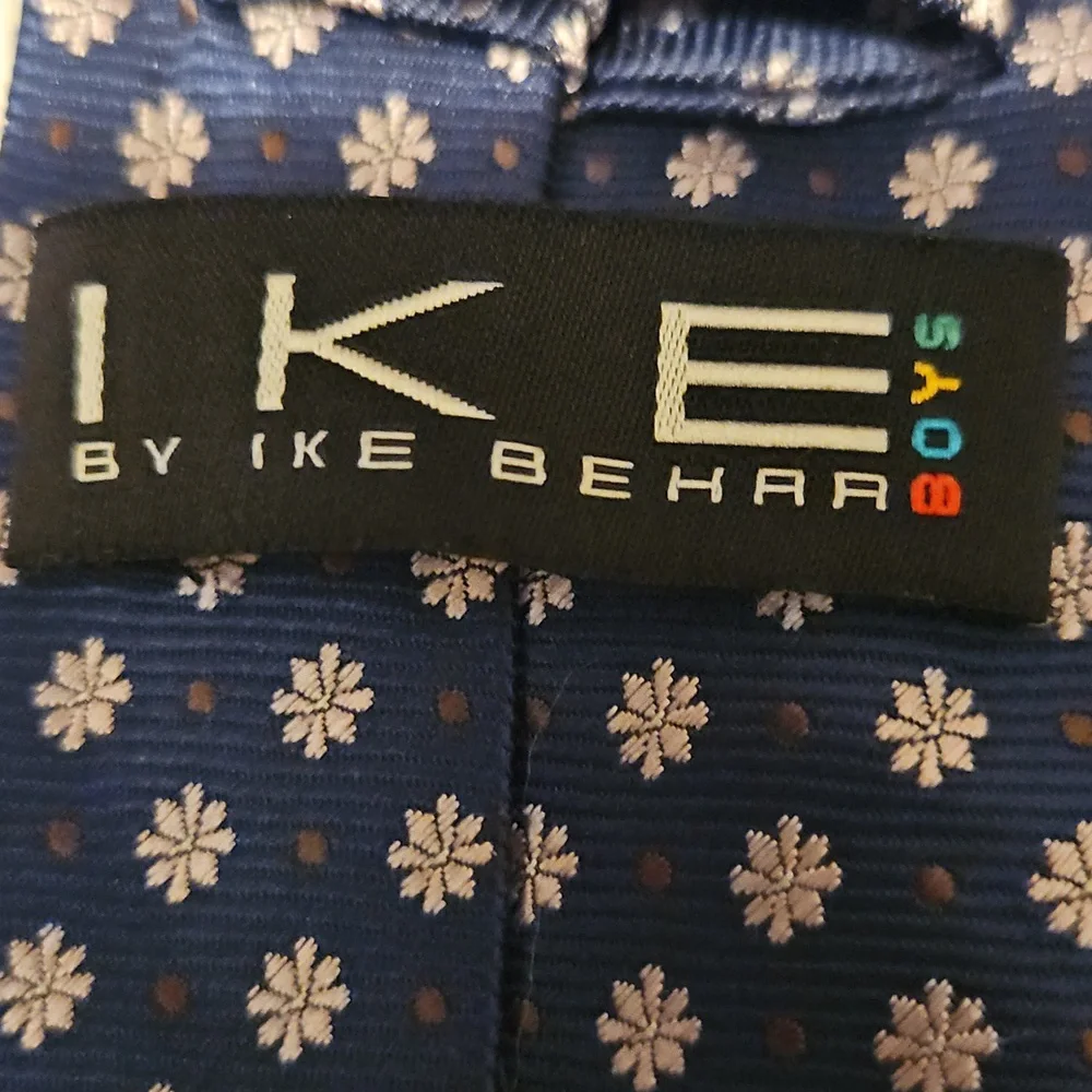 Ike Behar Boys Navy and Floral Tie